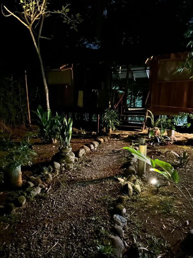 Luminosa Uvita Hostel Exterior photo